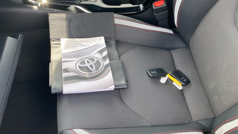 Toyota Corolla 2.0 VVT-i Hybrid GR Sport 5dr CVT Hybrid Hatchback